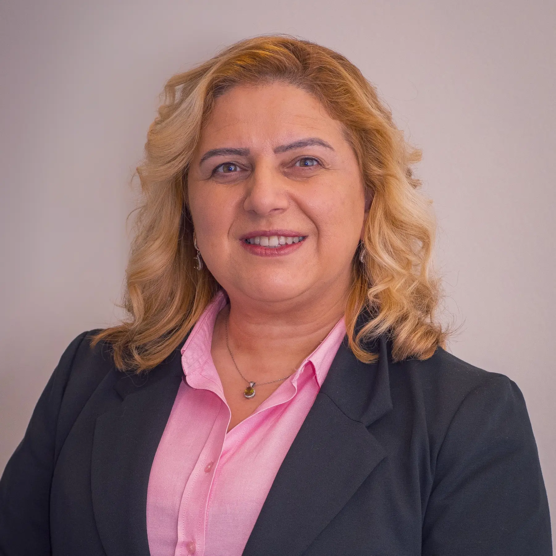 Portret van Ayşe Kalyon